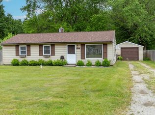 27672 Plainfield Dr, Elkhart, IN 46514