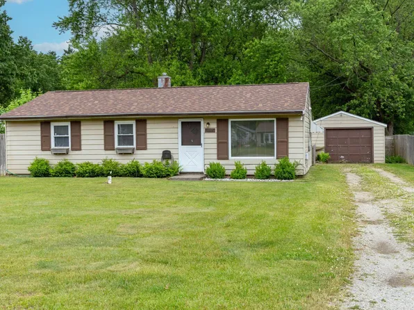 27672 Plainfield Dr, Elkhart, IN 46514