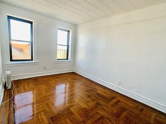 Rented by Realty Nerd | media 41