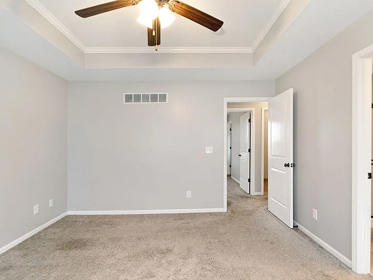 2621 Valentine Ln — Photo 21
