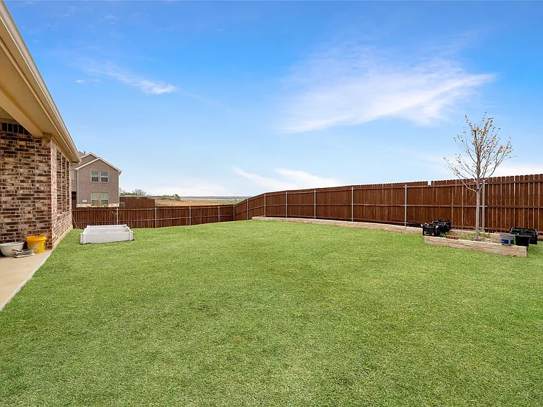 10332 Fall Brook Dr — Photo 23