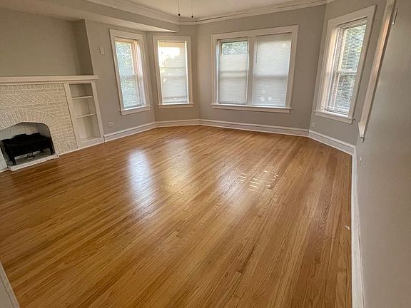 2nd image of 6929 S Vernon Ave #3