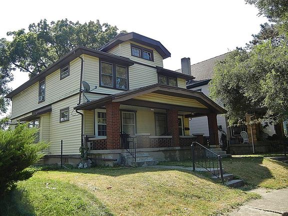 2nd image of 640 Saint Joseph Ave