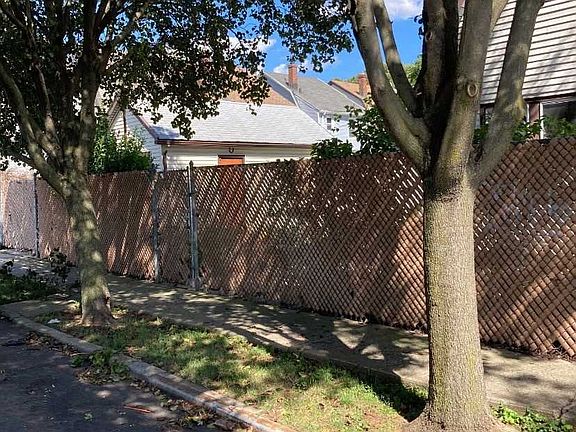5th image of 9201 218th St
