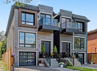 150 Sheldon Ave, Toronto, ON M8W4L5