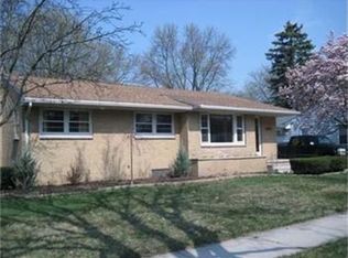 2813 Dartmouth Dr, Midland, MI