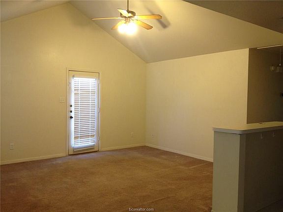 3rd image of 2311 Pintail Ln