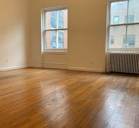 5th image of 109 E 36th St APT 3F