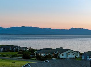 724 Hacienda Dr, Coupeville, WA 98239