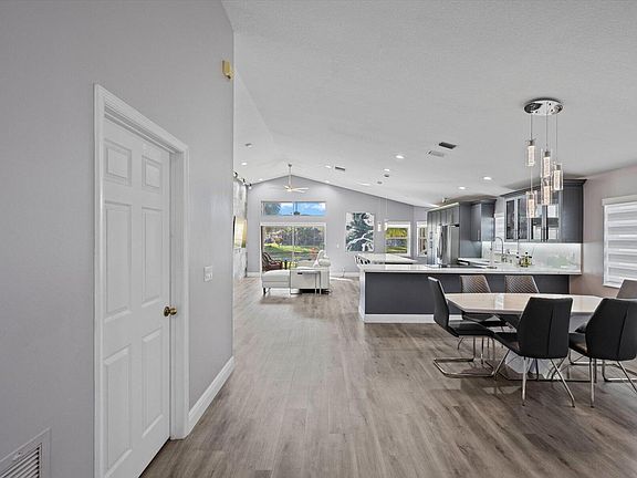 5th image of 3689 Miramontes Cir