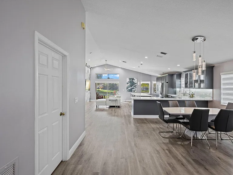 3689 Miramontes Cir — Photo 5