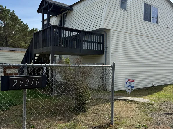 29210 H St #2, Ocean Park, WA 98640