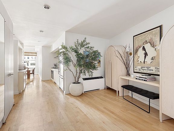 4th image of 15 Broad St APT 1602
