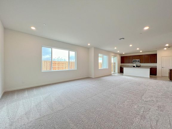 5th image of 5121 Sunbelt Way