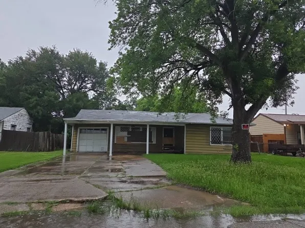 5831 Southwind St, Houston, TX 77033
