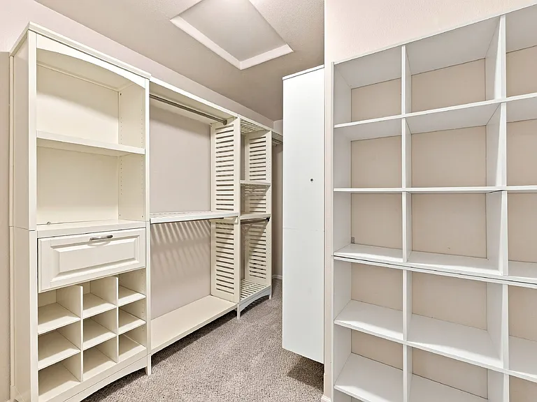 4910 Great Owl Point — Photo 18