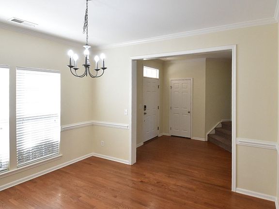 2nd image of 3300 Laurel Oak Ln