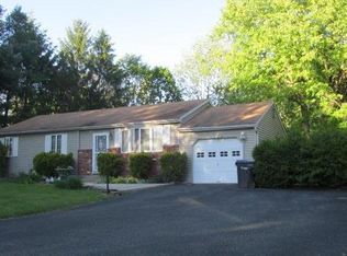 3050 Trolley Bridge Cir, Quakertown, PA 18951