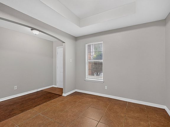 5th image of 6809 Hot Springs Ct
