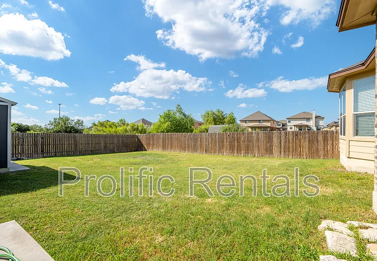 6800 Mustang Creek Rd — Photo 36