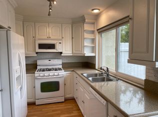 9585 Bickley Dr #1, Huntington Beach, CA 92646