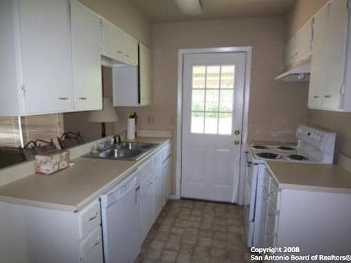 4th image of 5847 CASTLE RUN DR