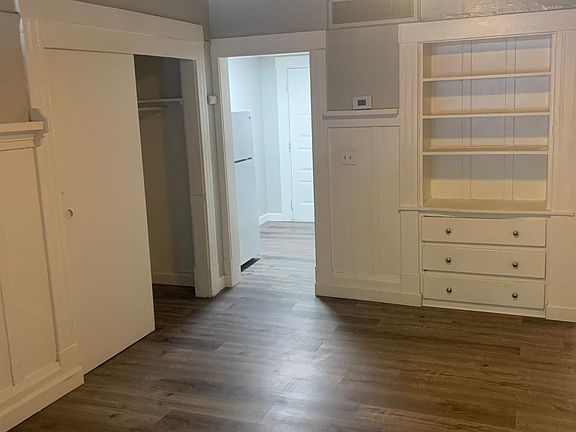 4th image of 730 E St APT 103