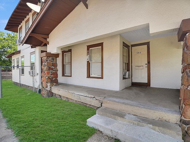 Listing photo 3