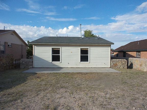3rd image of 11732 Riverstone Dr