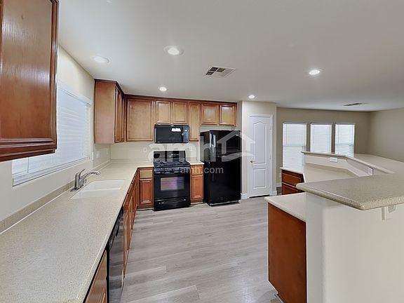 3rd image of 3128 Manti Peak Ave