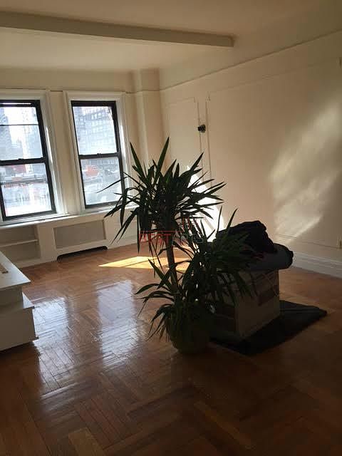 1st image of 201 E 35th St APT 7F