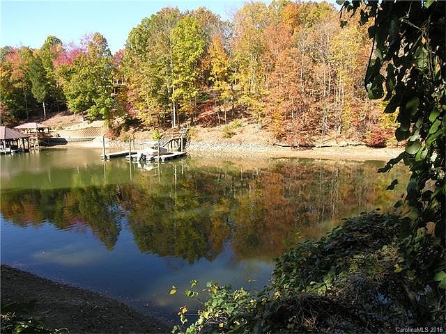 1st image of 108 Shore Mist Ct