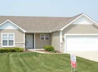 6109 Carnegie Ct, Granger, IN 46530