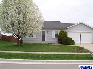 2121 E Pueblo Dr, Kendallville, IN