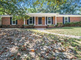 1867 Colonial Oaks Dr, Mobile, AL 36618