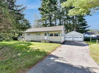 12 Pine St, Brunswick, ME 04011