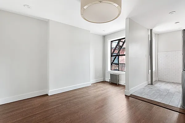 Sold by Compass | media 7