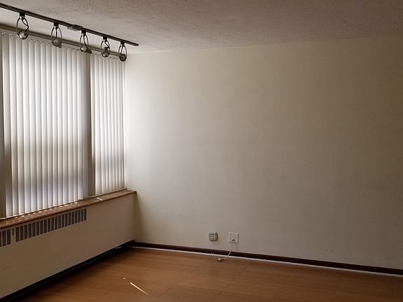 5th image of 3950 N Lake Shore Dr APT 1021