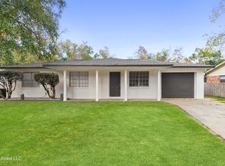 11092 E Taylor Rd, Gulfport, MS 39503