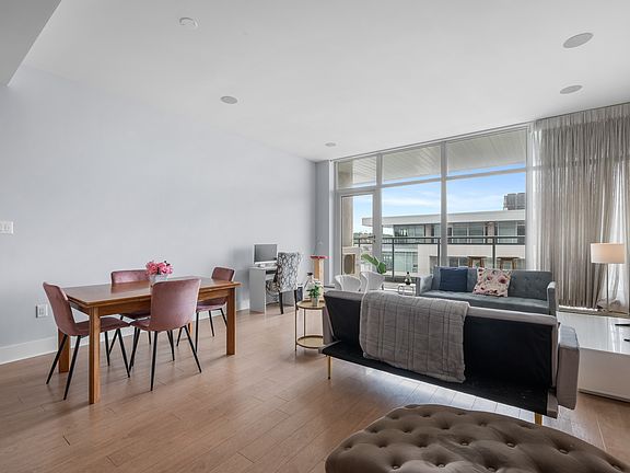 4th image of 15 Kings Wharf Pl #Ak1203