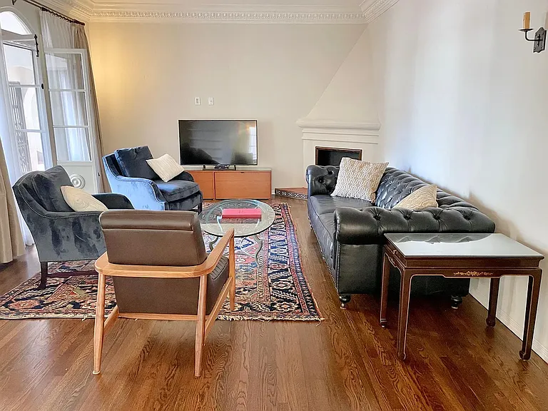 1330 N Harper Ave #108 — Photo 30