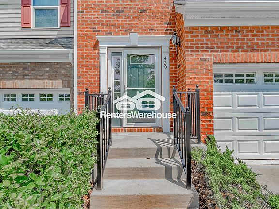 4th image of 429 Creekwillow Dr