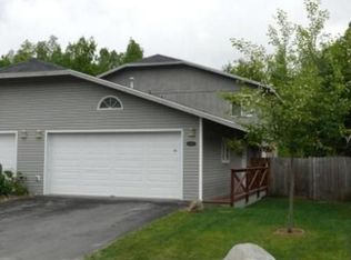 16640 Rivers Edge Ln, Eagle River, AK 99577