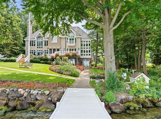 W2908 Walcowis Dr, Lake Geneva, WI 53147