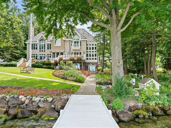 W2908 Walcowis DRIVE, Lake Geneva, WI 53147