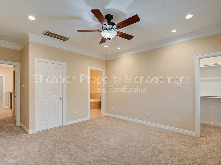 1904 Lauderdale St — Photo 14