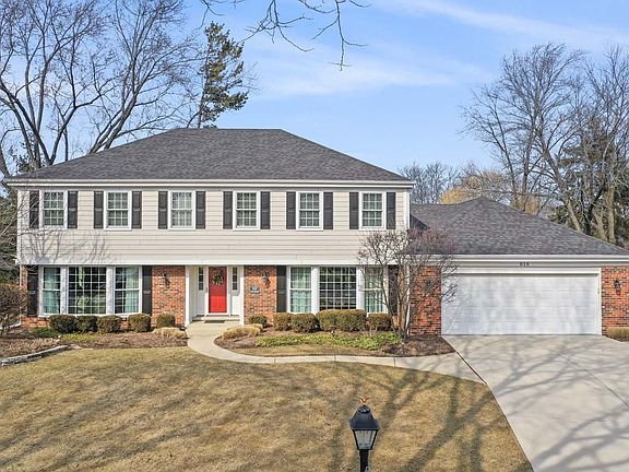 2nd image of 818 S Three Willow Ct