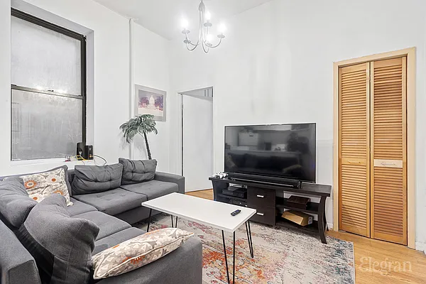 Rented by (Legacy) Elegran | media 2