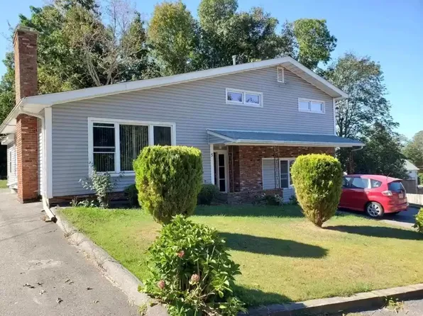 5 Deer Dr, Westport, MA 02790