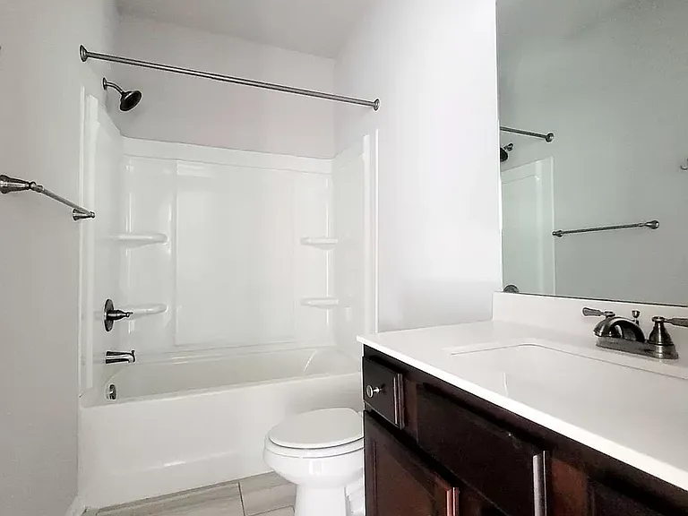 7013 Branch Creek Cv — Photo 21